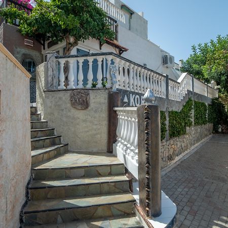 Korifi Suites Adults Only Limenas Chersonisou Exterior foto