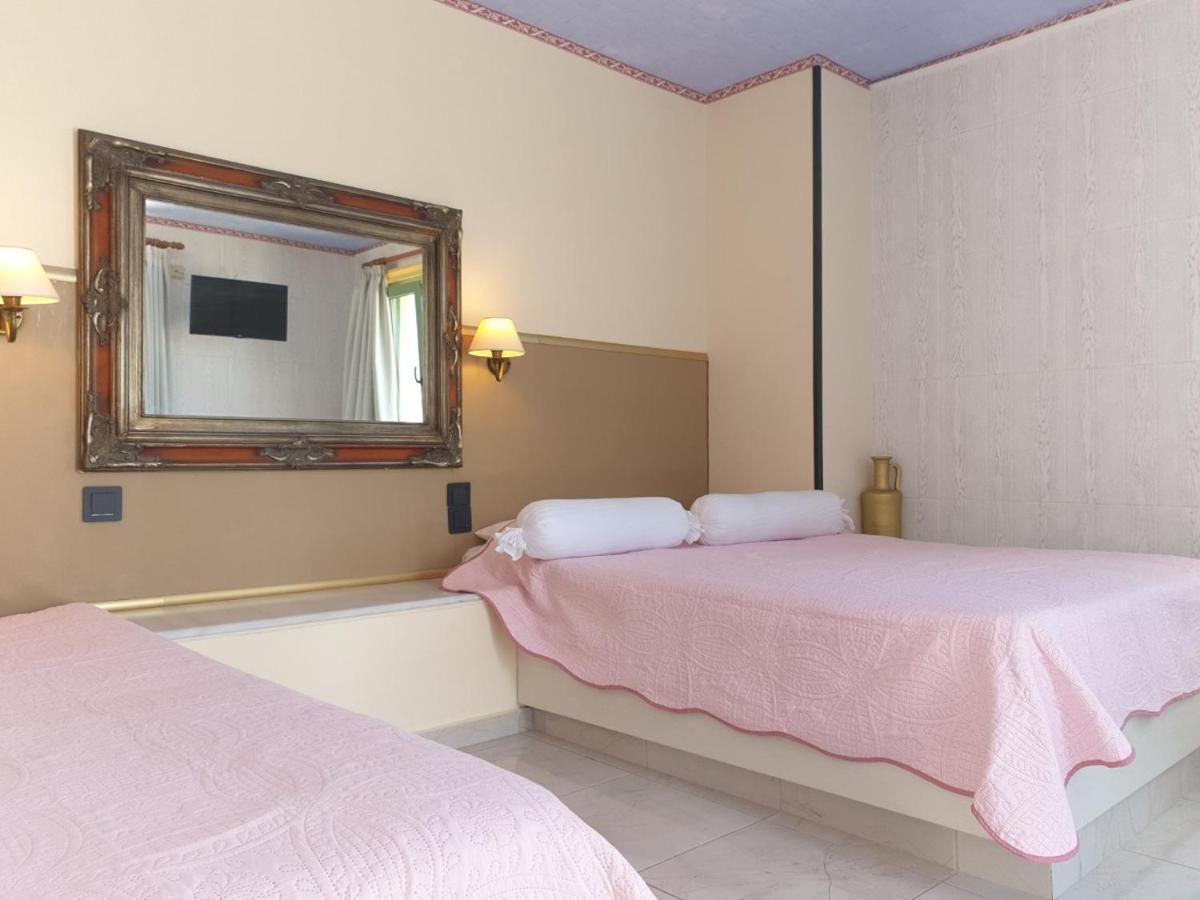 Korifi Suites Adults Only Limenas Chersonisou Exterior foto