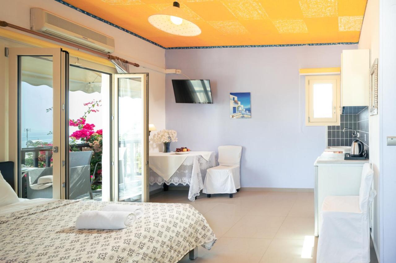 Korifi Suites Adults Only Limenas Chersonisou Exterior foto