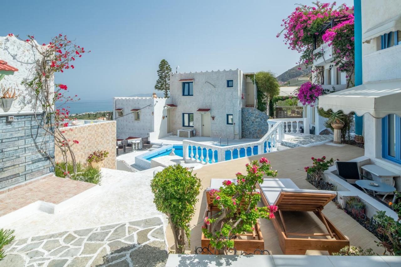 Korifi Suites Adults Only Limenas Chersonisou Exterior foto
