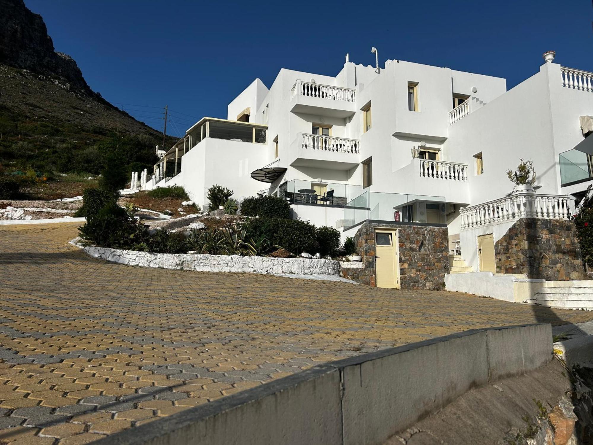 Korifi Suites Adults Only Limenas Chersonisou Exterior foto